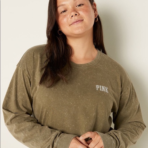 Victoria’s Secret PINK Campus Long Sleeve Tee - Picture 3 of 5